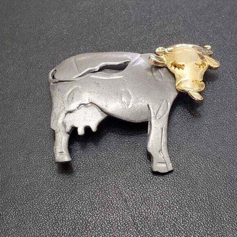 Vintage Ultra Craft vintage two tone cow brooch